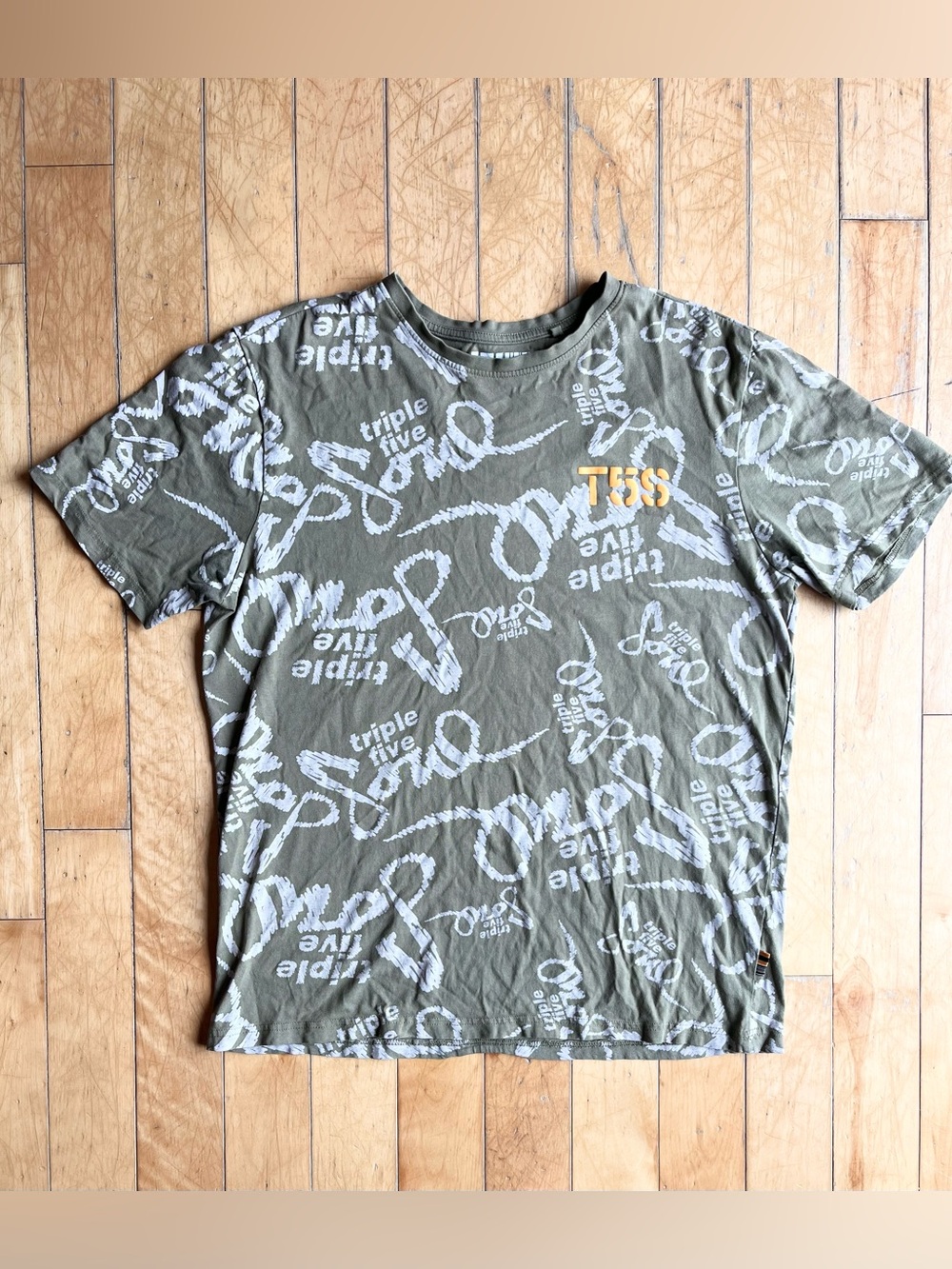 Triple Five Soul 100% Cotton Olive All‑Over Logo T‑Shirt Size Large – T5S